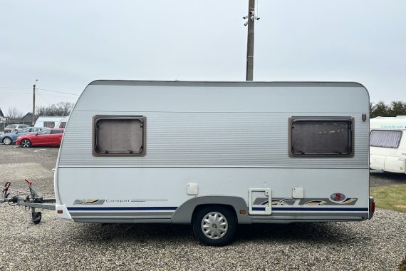 Rulota Dethleffs Camper 430DB